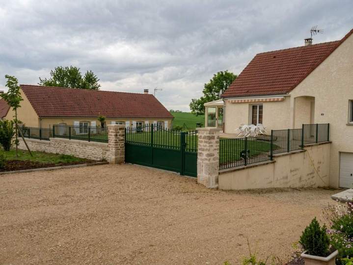 Portail en alu avec clôture assortie Châtillon-sur-Seine